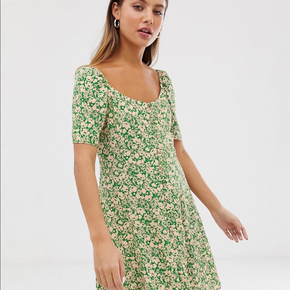 New Look Summer Dress - size 8 - Picture 2 of 3